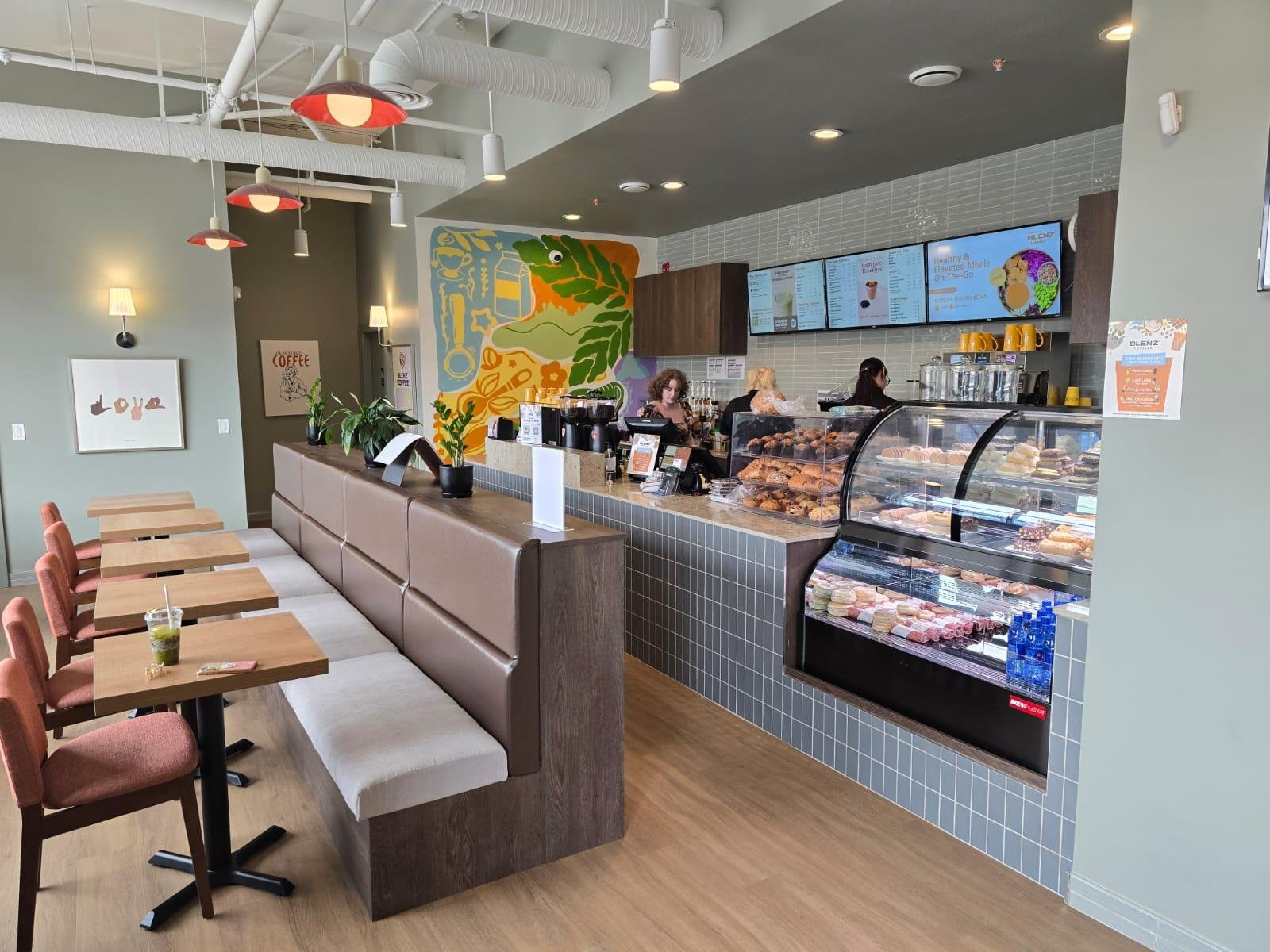 Blenz Coffee cafe construction by DQ Construction, photo 4