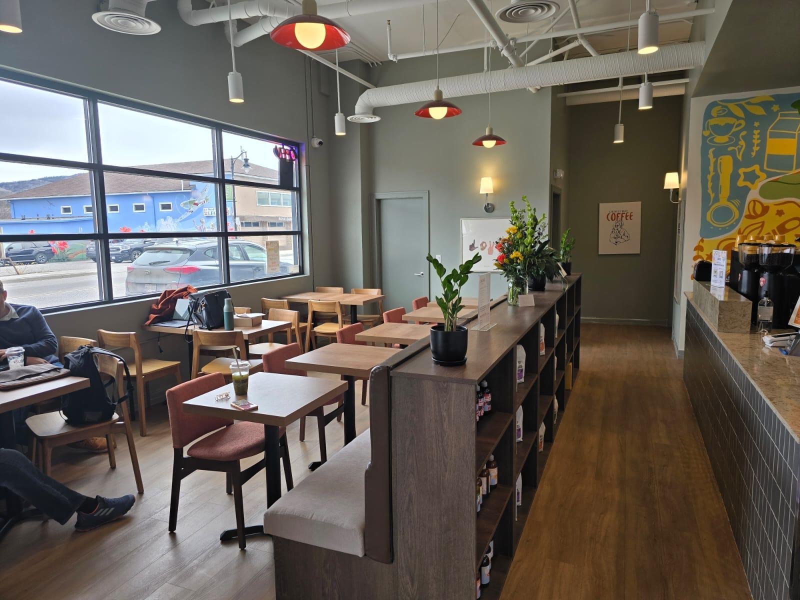Blenz Coffee cafe construction by DQ Construction, photo 10